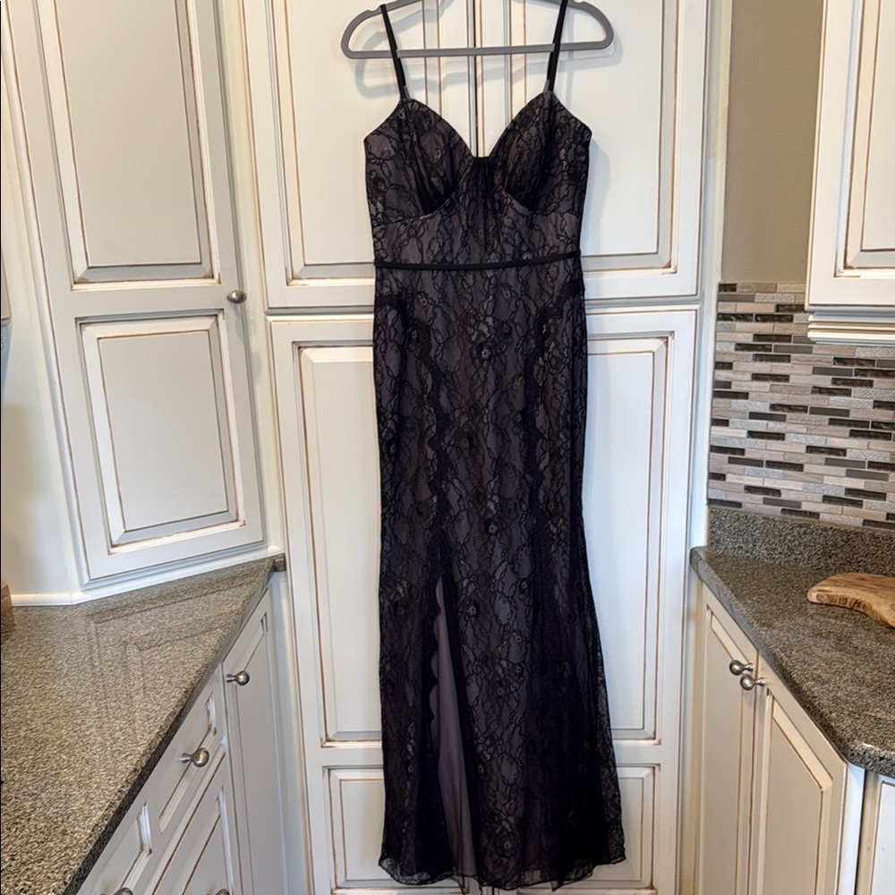 Truly by Zac Posen Black Lace Dress Mermaid w/Spaghetti Straps Empire Waist Sz10